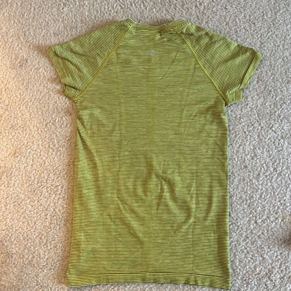 Full Length Lululemon Swiftly Tech - Picture 3 of 7